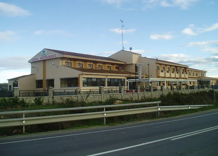 Отель Alameda 2*